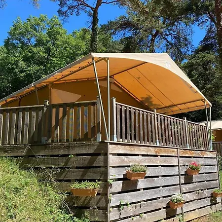 Camping 46 Rainettes Goujounac