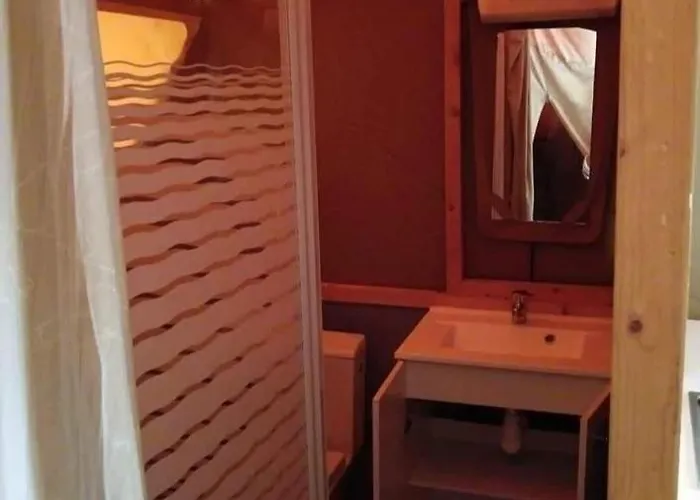 Campeggio 46 Rainettes *